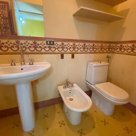 Di Charme Липари