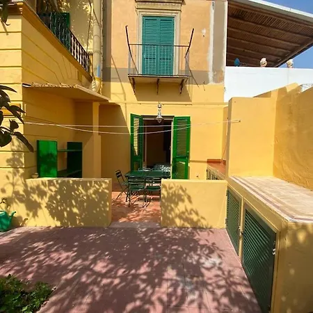 Di Charme Villa Città di Lipari